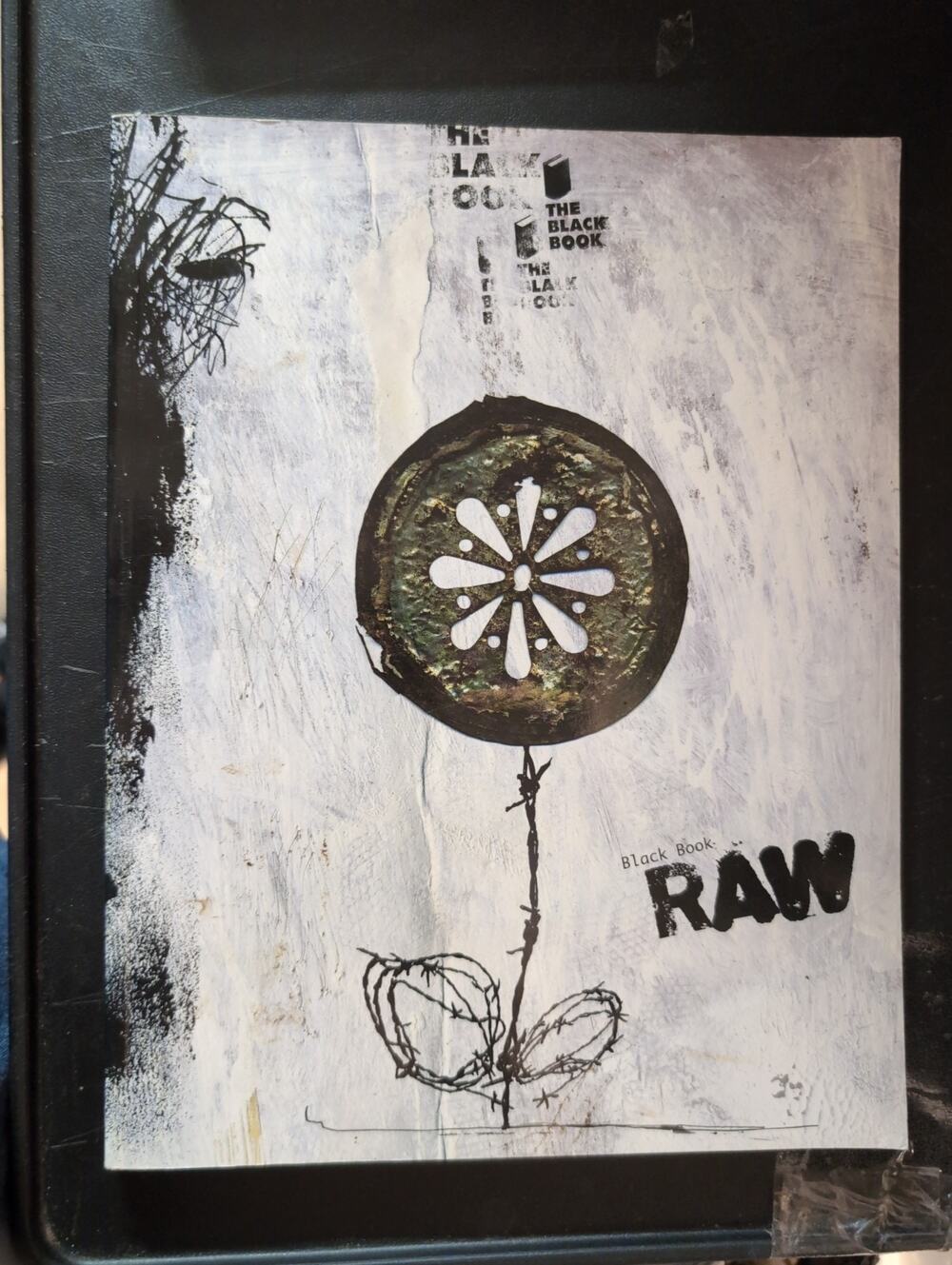 Raw The Black Book 2006 Photographers Artists Graphic Design Catalog Rare OOP